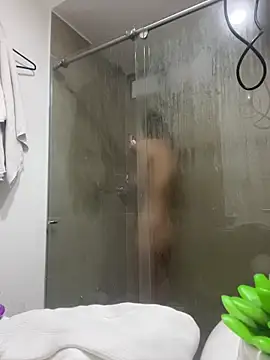 Ameellie online show from 10.28.25