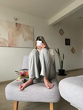 Ameellie online show from 10.29.25