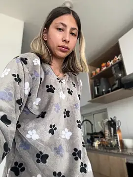 Ameellie online show from 04.23.26
