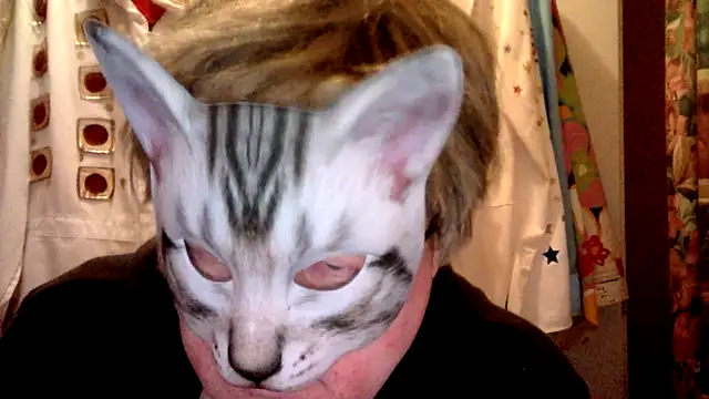 Snapshot of Sigorius chatting on 01.05.25 Sigorius online show from 01.05.25