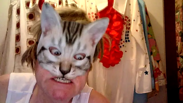 Snapshot of Sigorius chatting on 01.07.25 Sigorius online show from 01.07.25