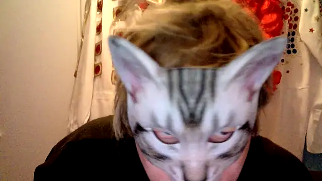 Snapshot of Sigorius chatting on 01.12.25 Sigorius online show from 01.12.25