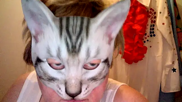 Snapshot of Sigorius chatting on 01.18.25 Sigorius online show from 01.18.25