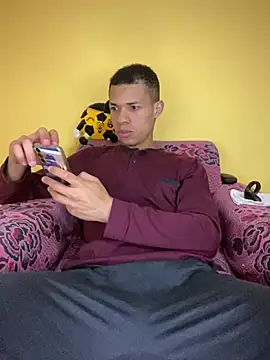 MoiseXxx 777 online show from 02.11.25