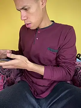 MoiseXxx 777 online show from 03.16.25