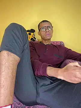 MoiseXxx 777 online show from 03.18.25