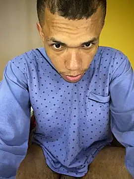 MoiseXxx 777 online show from 10.05.25