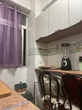 Snapshot of Russirayu chatting on 10.31.25 Russirayu online show from 10.31.25