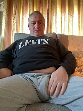 Snapshot of Russirayu chatting on 01.11.26 Russirayu online show from 01.11.26