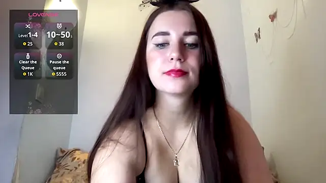 Teylor Love online show from 12.16.25