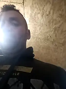 Snapshot of florin421 chatting on 12.23.24 florin421 online show from 12.23.24