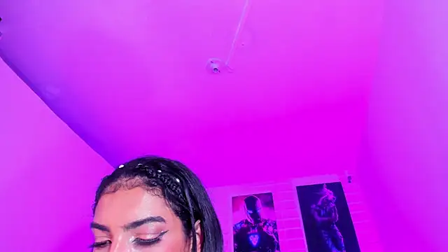 Alahia Rodriguez online show from 03.01.25