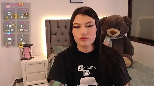 Snapshot of Nicols66 chatting on 03.07.25 Nicols66 online show from 03.07.25