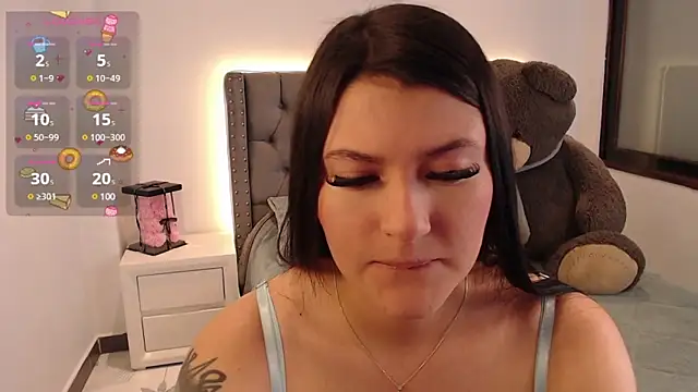 Snapshot of Nicols66 chatting on 03.12.25 Nicols66 online show from 03.12.25