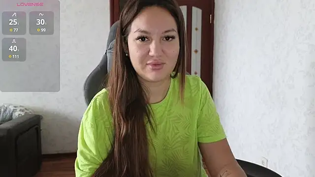 Nelly Fischer online show from 12.18.24