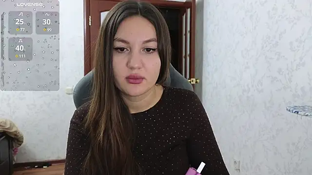 Nelly Fischer online show from 01.08.25