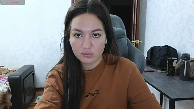 Nelly Fischer online show from 02.26.25