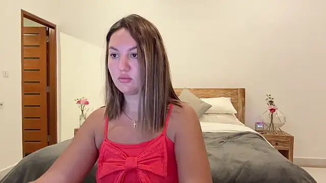 Nelly Fischer online show from 09.28.25