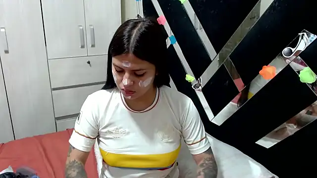 katery wok11 online show from 06.17.26
