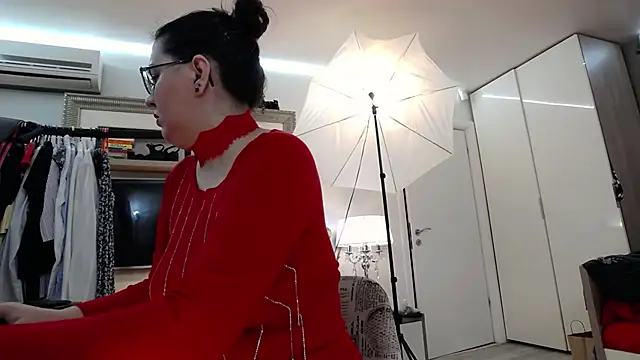 Snapshot of ILoveToFeelU chatting on 03.14.25 ILoveToFeelU online show from 03.14.25