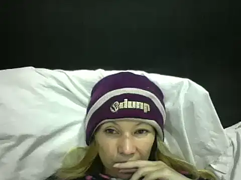 Snapshot of Paulita_x3 chatting on 04.21.26 Paulita x3 online show from 04.21.26