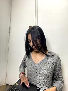 Snapshot of ananya_sex1 chatting on 11.30.25 ananya sex1 online show from 11.30.25