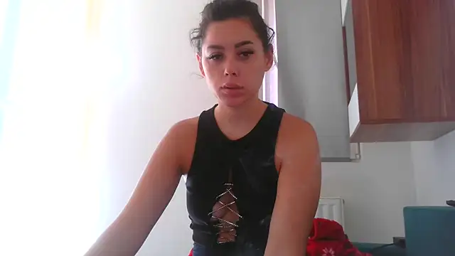 LovelyJulliette online show from 09.18.25