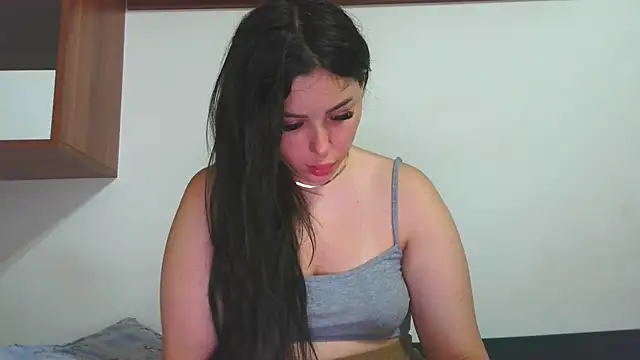 LovelyJulliette online show from 06.30.26