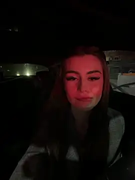 Snapshot of KaylaBray chatting on 03.06.26 KaylaBray online show from 03.06.26