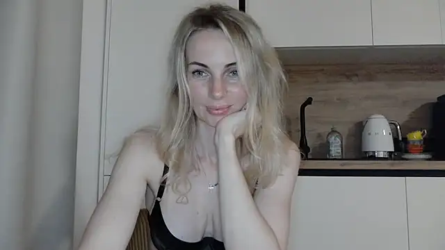 AlissonBia online show from 07.18.26