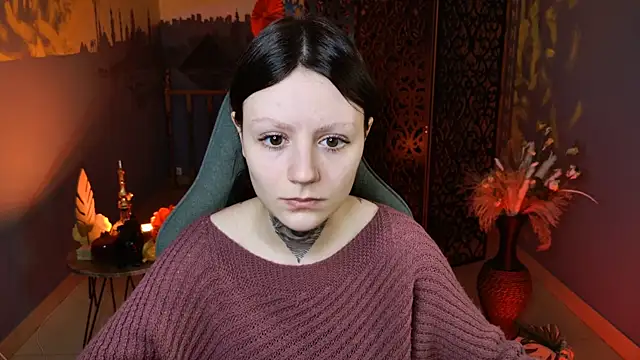 VeliraBraitberg online show from 12.04.24