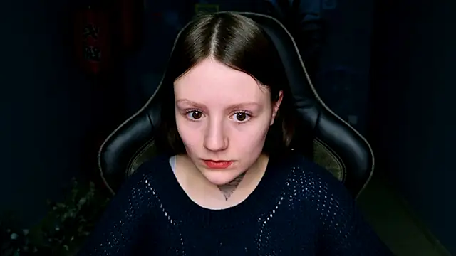 VeliraBraitberg online show from 03.15.25