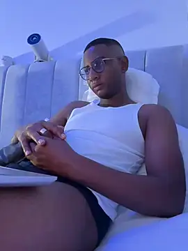 Arwens bell08 online show from 01.12.25