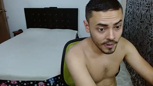 Snapshot of giannandblacke chatting on 02.14.26 giannandblacke online show from 02.14.26