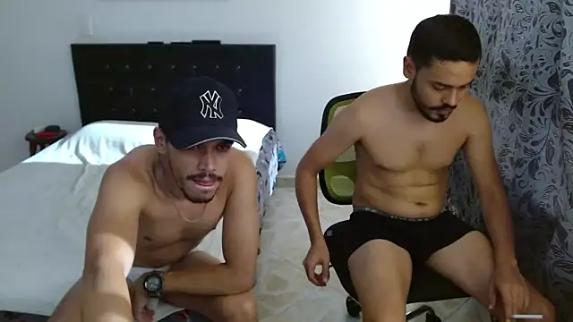 Snapshot of giannandblacke chatting on 03.11.26 giannandblacke online show from 03.11.26