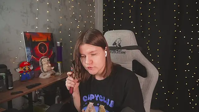 cuteamberlyyy online show from 04.28.26