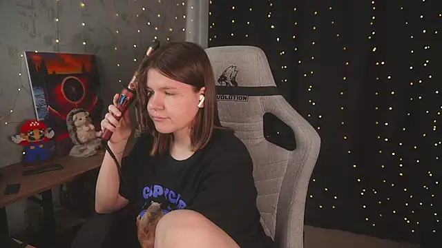 cuteamberlyyy online show from 04.30.26