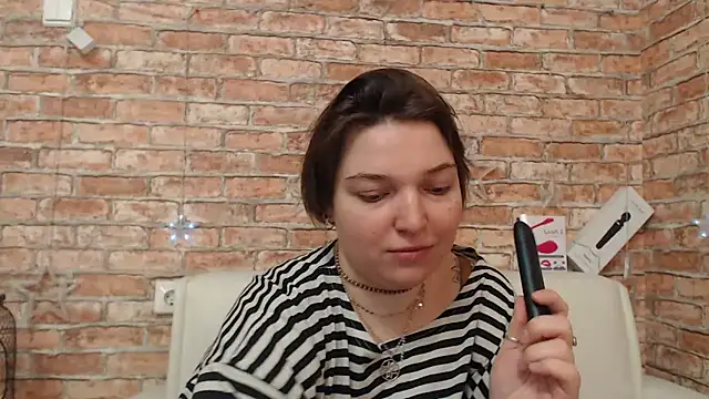 Snapshot of Amelia_Kiss_ chatting on 03.28.26 Amelia Kiss online show from 03.28.26