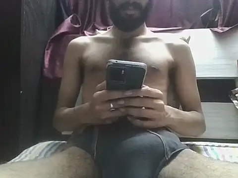 Snapshot of hotty_dude2 chatting on 11.09.25 hotty dude2 online show from 11.09.25