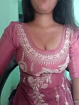 Snapshot of Kavita_ji chatting on 11.22.25 Kavita ji online show from 11.22.25