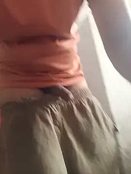 Snapshot of PlayboyAjay024 chatting on 12.17.24 PlayboyAjay024 online show from 12.17.24