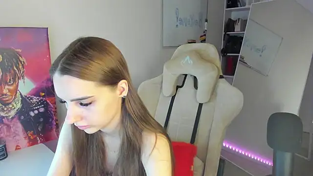 Snapshot of __SilviaAbby__ chatting on 12.10.24   SilviaAbby   online show from 12.10.24