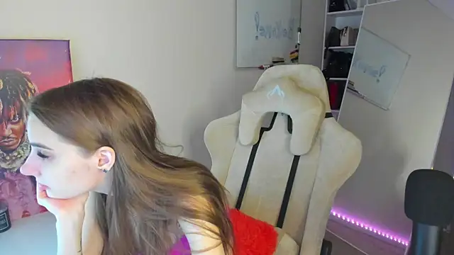 Snapshot of __SilviaAbby__ chatting on 12.11.24   SilviaAbby   online show from 12.11.24