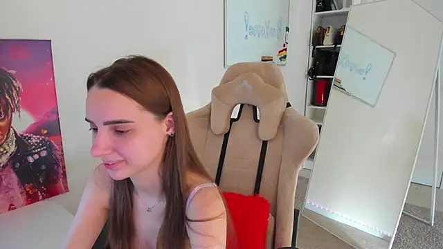 Snapshot of __SilviaAbby__ chatting on 12.17.24   SilviaAbby   online show from 12.17.24