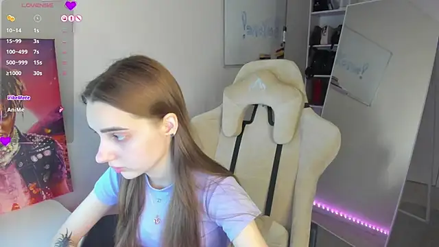 Snapshot of __SilviaAbby__ chatting on 01.02.25   SilviaAbby   online show from 01.02.25