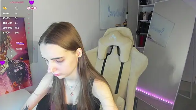 Snapshot of __SilviaAbby__ chatting on 01.06.25   SilviaAbby   online show from 01.06.25