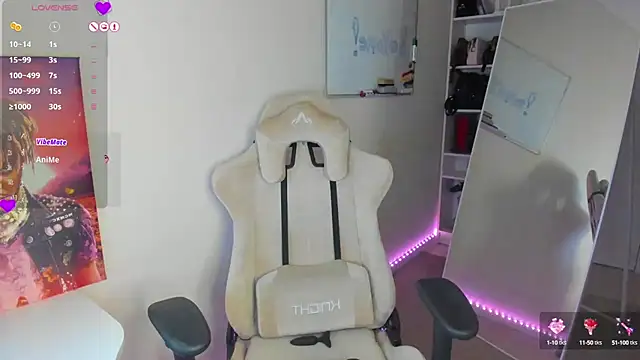 Snapshot of __SilviaAbby__ chatting on 01.07.25   SilviaAbby   online show from 01.07.25