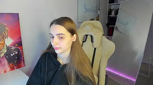 Snapshot of __SilviaAbby__ chatting on 01.16.25   SilviaAbby   online show from 01.16.25