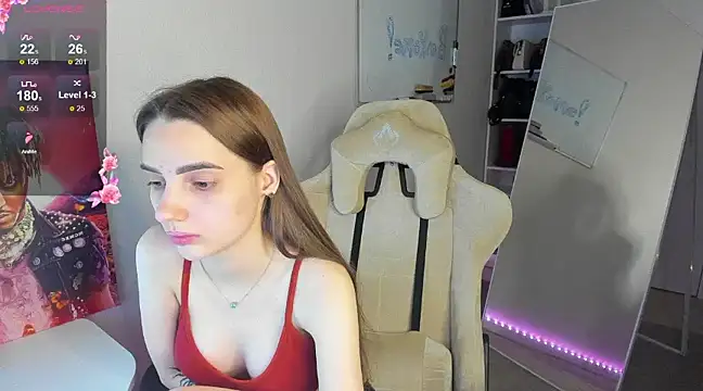 Snapshot of __SilviaAbby__ chatting on 01.20.25   SilviaAbby   online show from 01.20.25