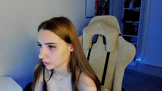 Snapshot of __SilviaAbby__ chatting on 03.16.25   SilviaAbby   online show from 03.16.25